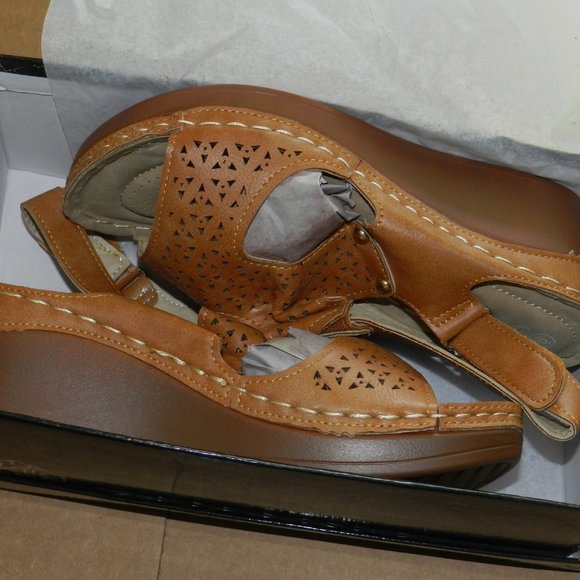 Sundance Wedge Ankle Strap Sandals